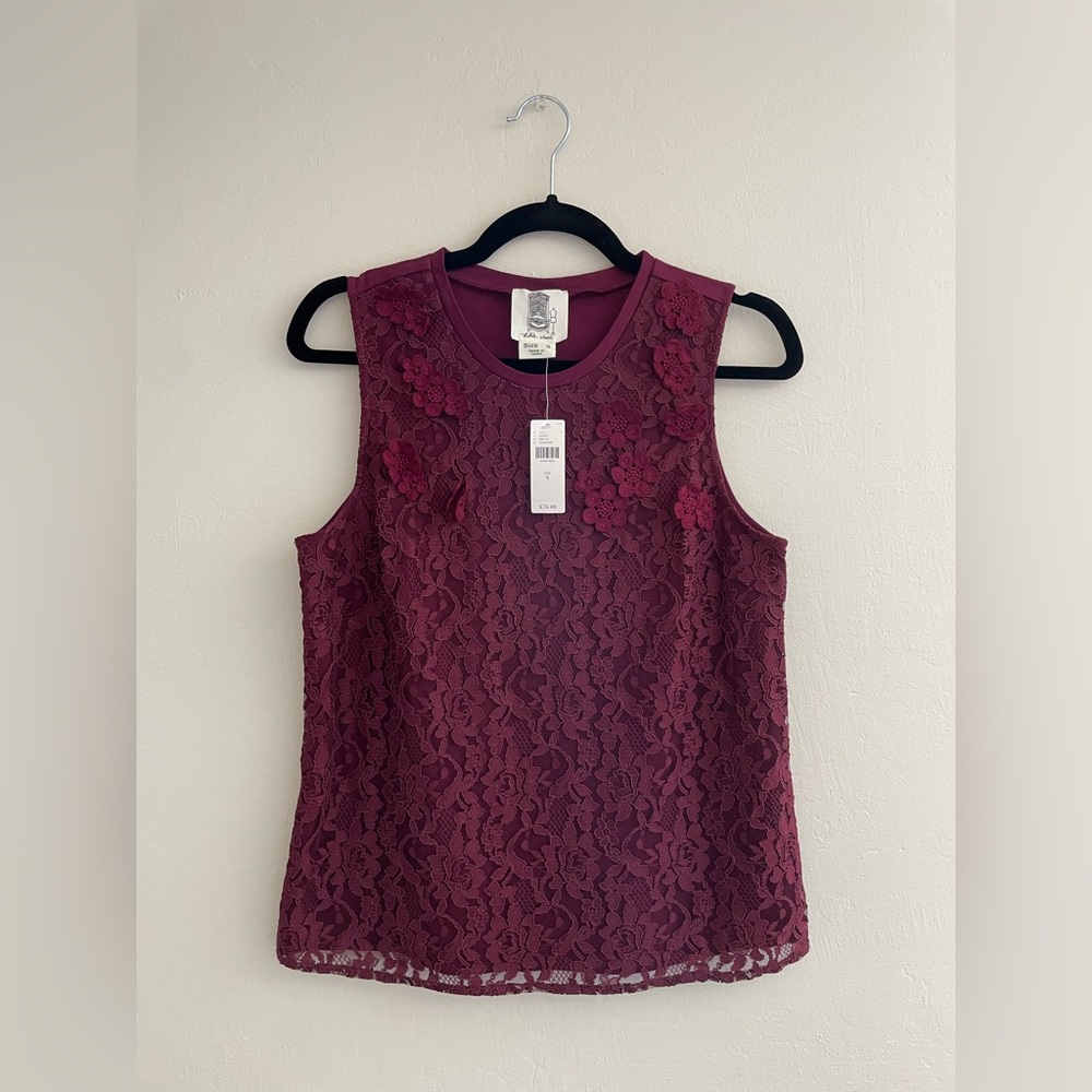 NWT Maroon Lace Sleeveless Tank with appliqué flowers